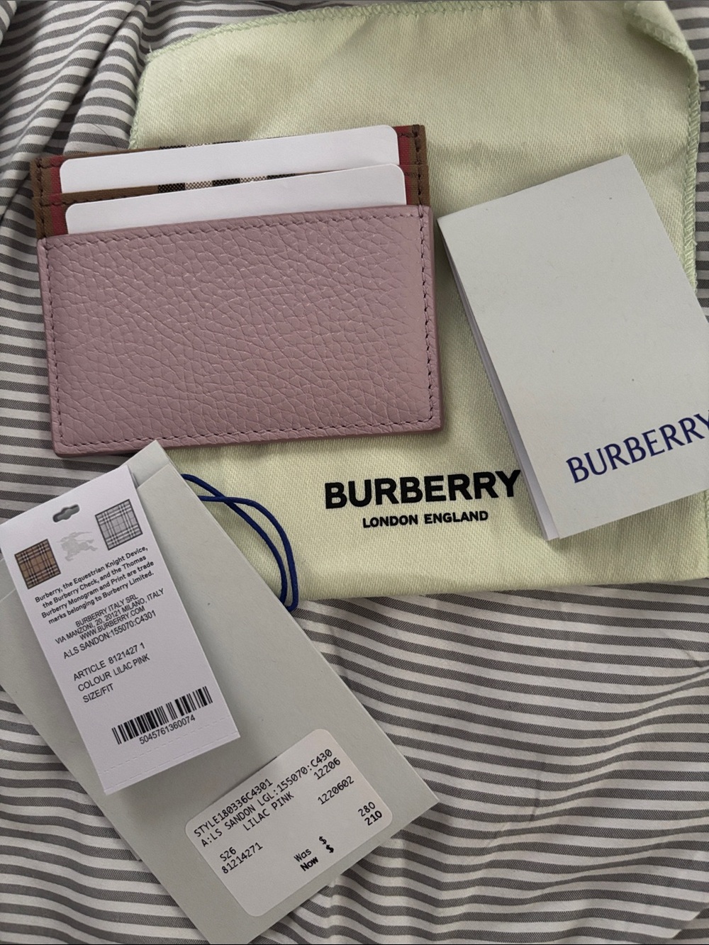 NWT Burberry Lilac Pink Leather Card Holder
